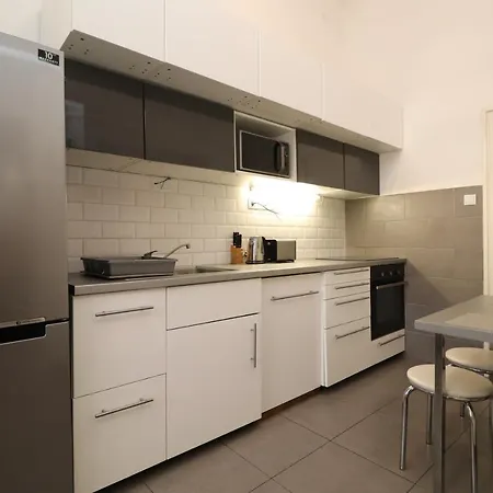 Apartment Broadway Downtown Deluxe *